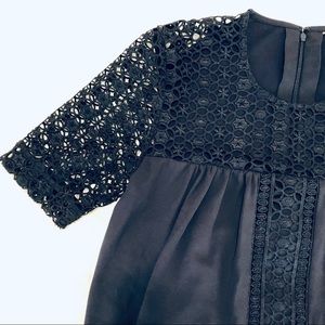 SALE Super cute Ann Taylor Pleated Top with Lace